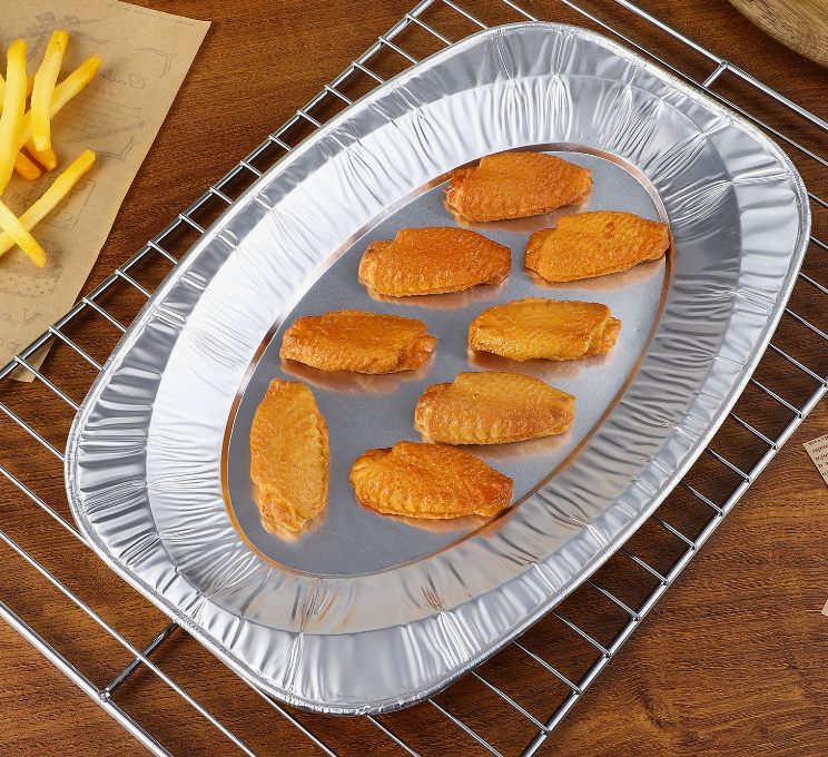 Kestävätkö alumiinifoliopöytäastiat korkeita lämpötiloja?